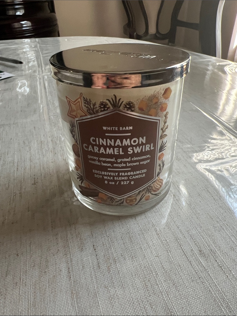 White Barn Cinnamon Caramel Swirl Candle - Single Wick